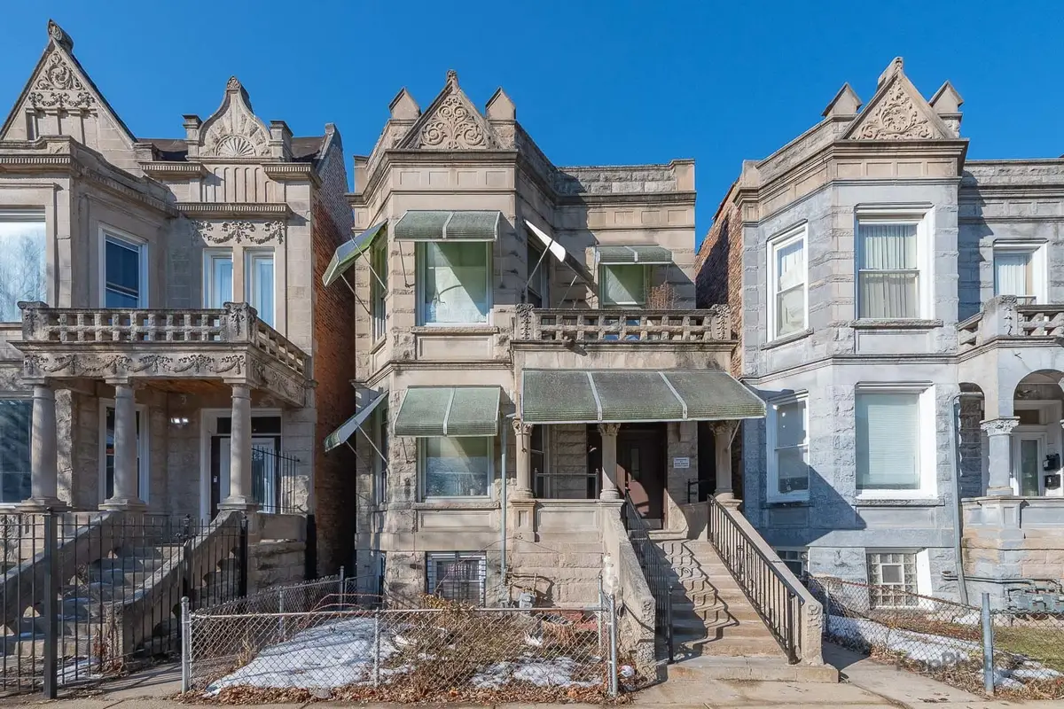 1512 S Sawyer Avenue, Chicago, IL 60623 - #1