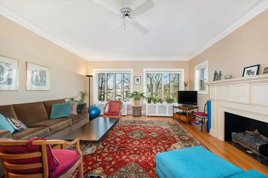 4211 N Paulina Street #3B, Chicago, IL 60613 - #3