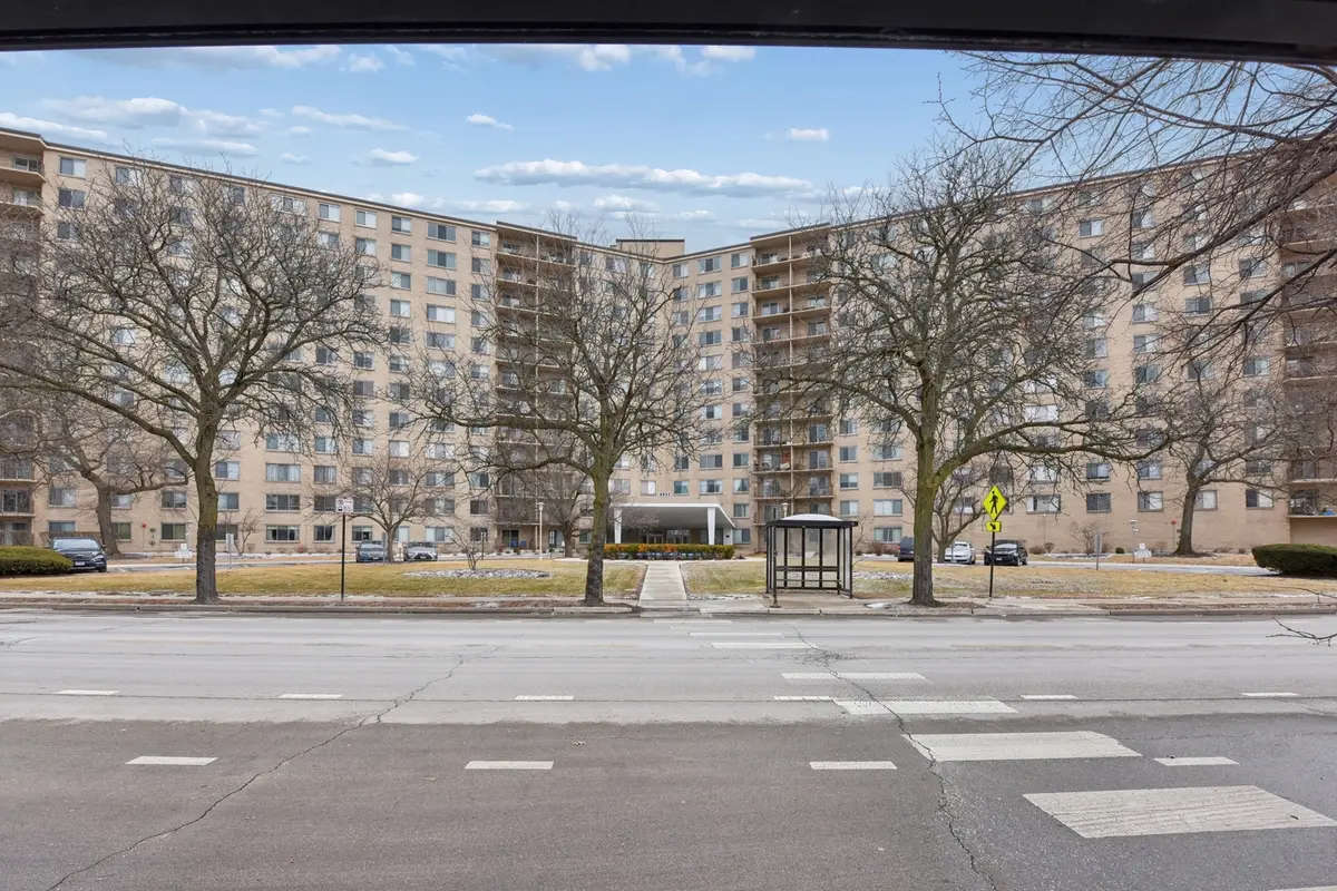 6933 N Kedzie Avenue #603, Chicago, IL 60645 - #1