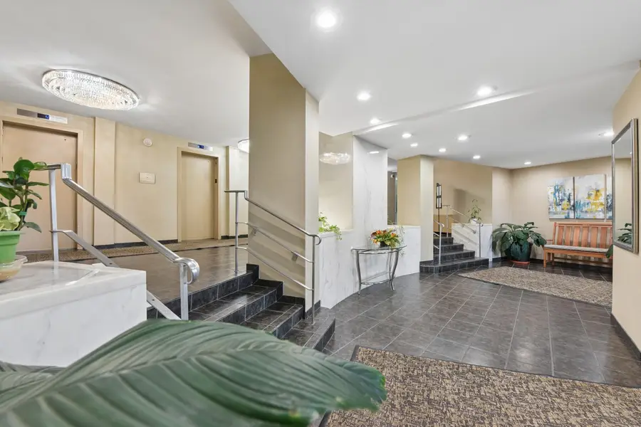 6933 N Kedzie Avenue #603, Chicago, IL 60645 - #3