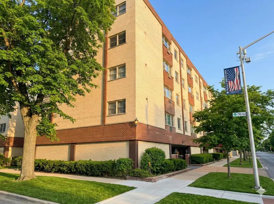 7840 W North Avenue #2K, Elmwood Park, IL 60707 - #2