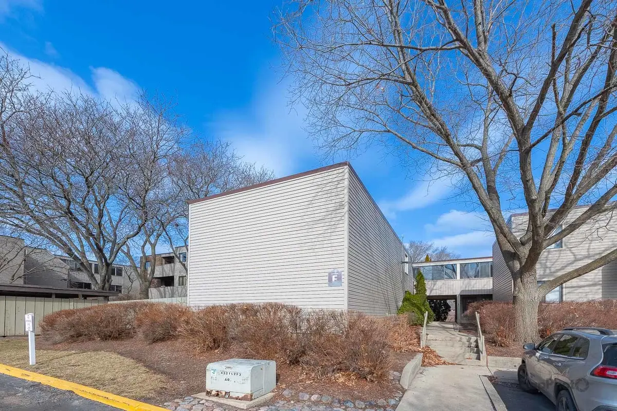 1840 W Highland Avenue #E-105, Elgin, IL 60123 - #1