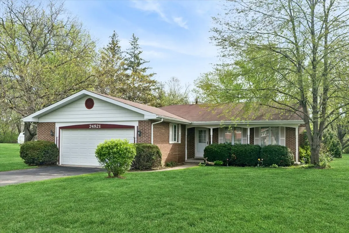 24821 S Michaels Street, Crete, IL 60417 - #1