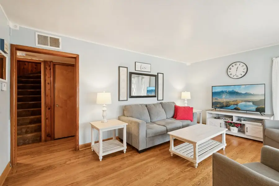 3129 Derrough Avenue, Melrose Park, IL 60164 - #3