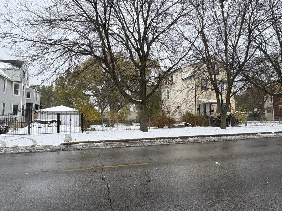 1418 E 76th Street, Chicago, IL 60619 - #3