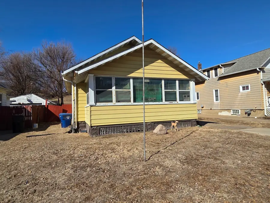 2410 Camanche Avenue, Clinton, IA 52732 - #2