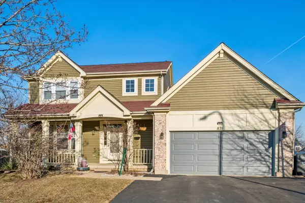 821 Red Barn Lane, Elgin, IL 60124