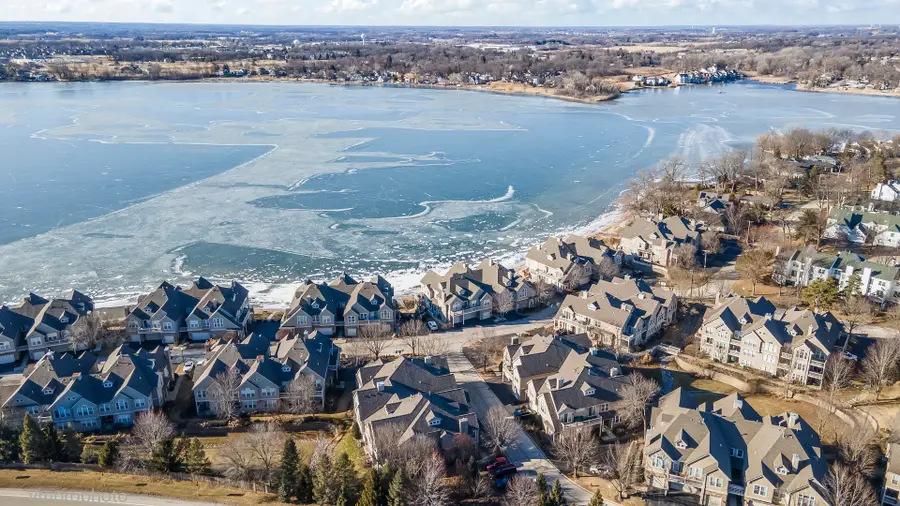 360 Promontory Lane #D, Wauconda, IL 60084 - #2