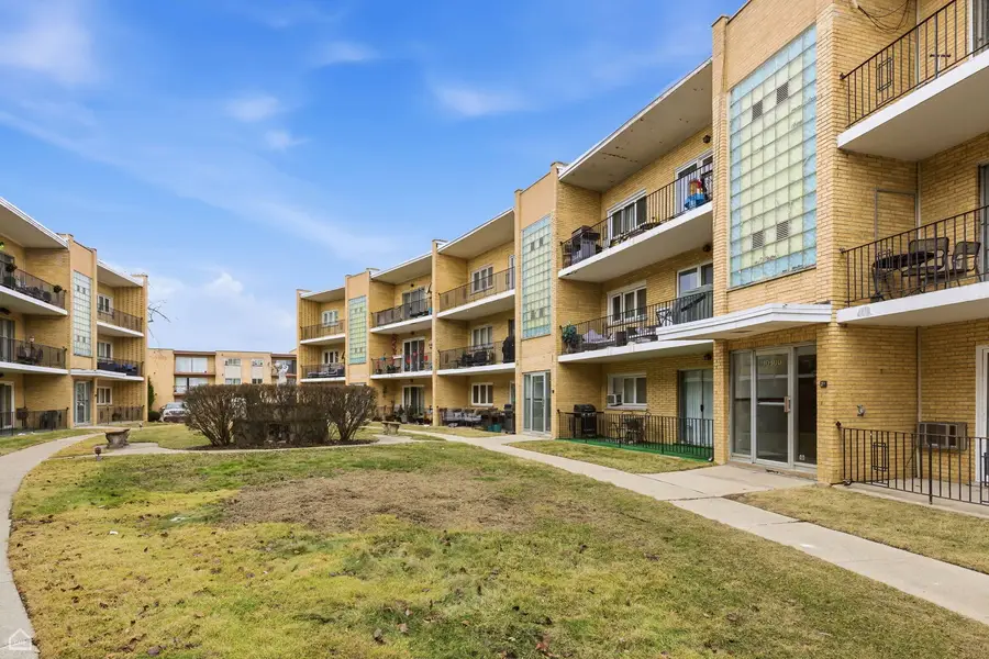 10300 S Pulaski Road #110A, Oak Lawn, IL 60453 - #3