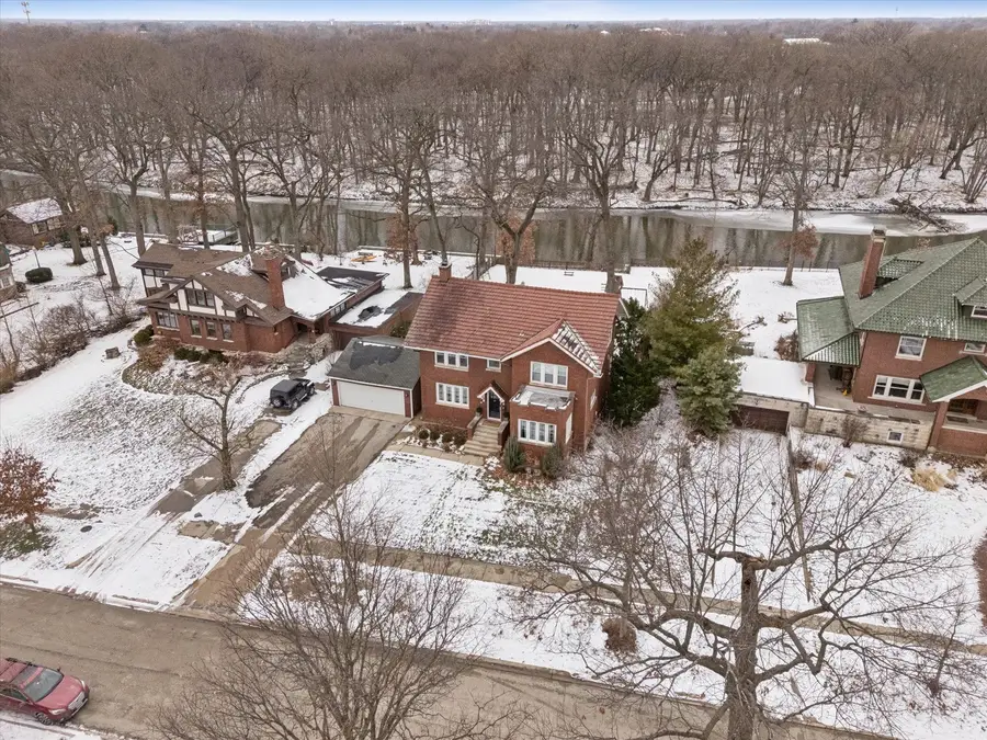 236 Maplewood Road, Riverside, IL 60546 - #3