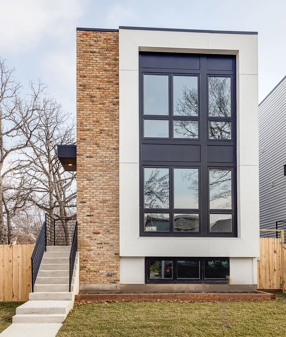 4938 W Medill Avenue, Chicago, IL 60639 - #1