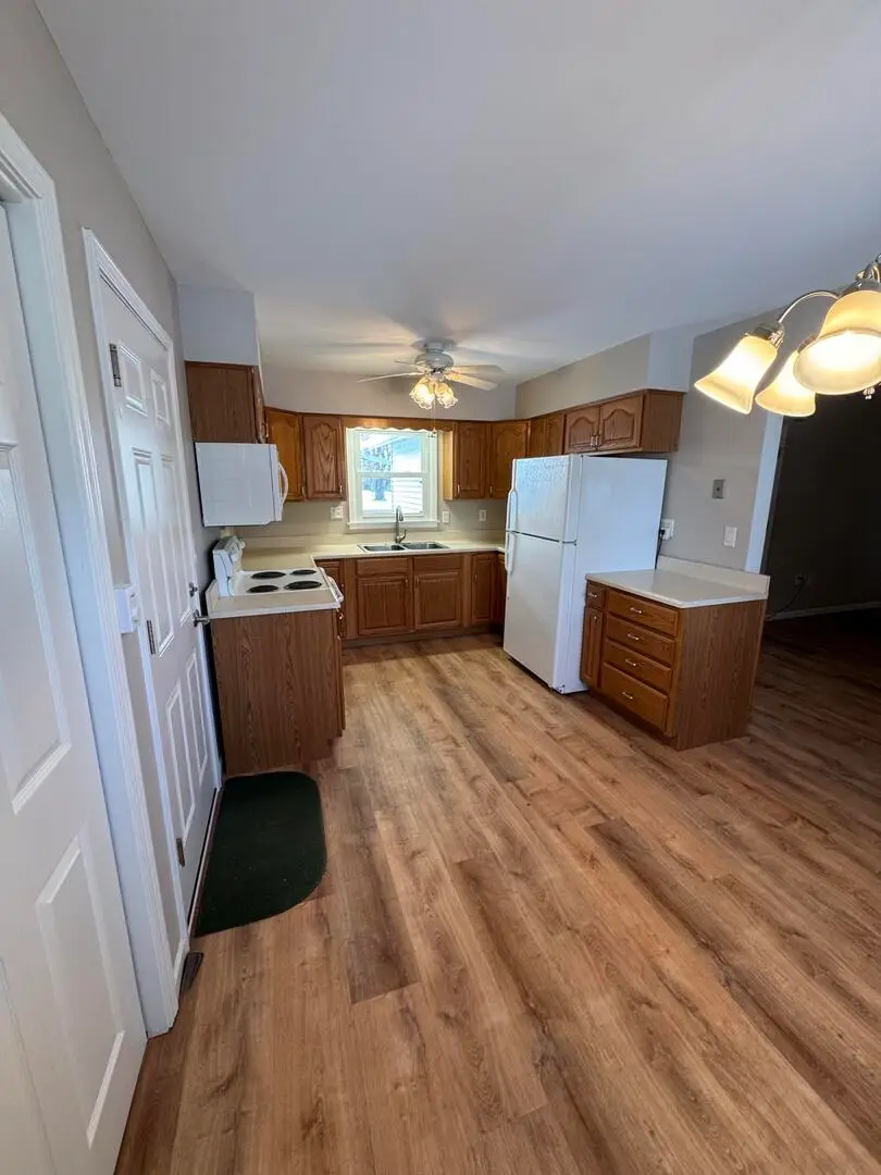 423 Harmony Drive, North Aurora, IL 60542 - #2