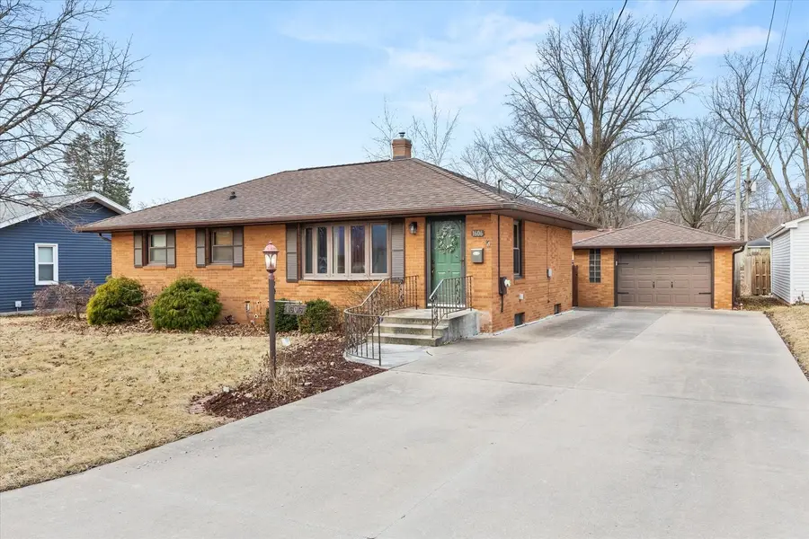 1606 N Wasson Street, Streator, IL 61364 - #2