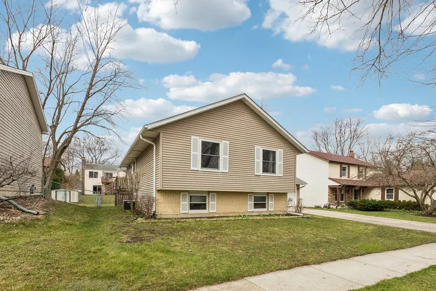 10 S Deerpath Drive, Vernon Hills, IL 60061 - #2