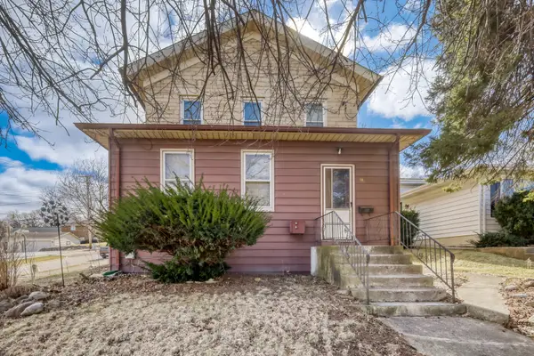 16 E Illinois Street, Lemont, IL 60439