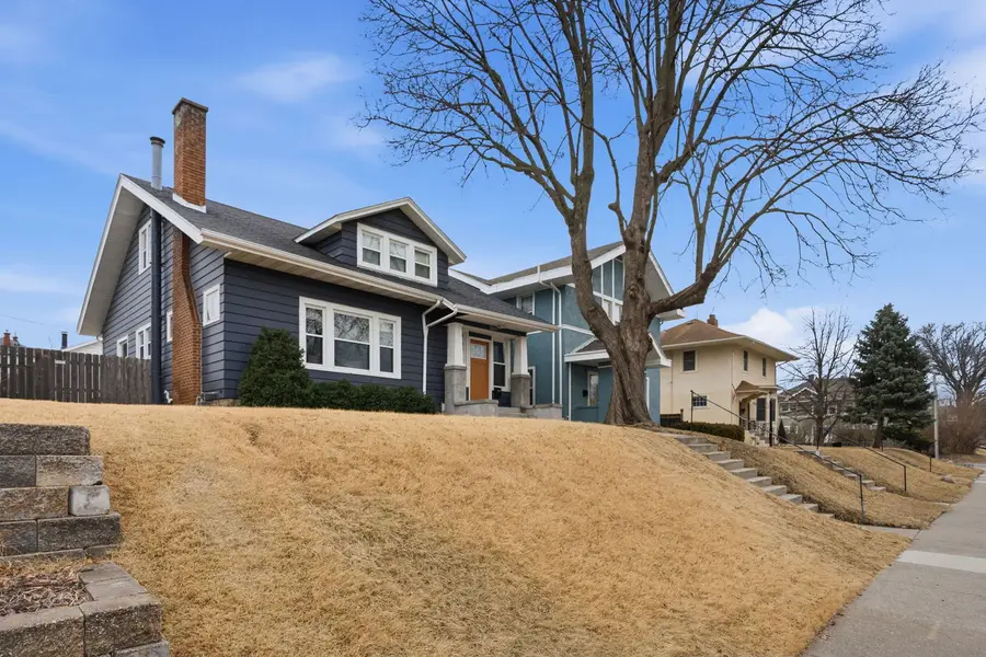 2615 Leclaire Street, Davenport, IA 52803 - #2