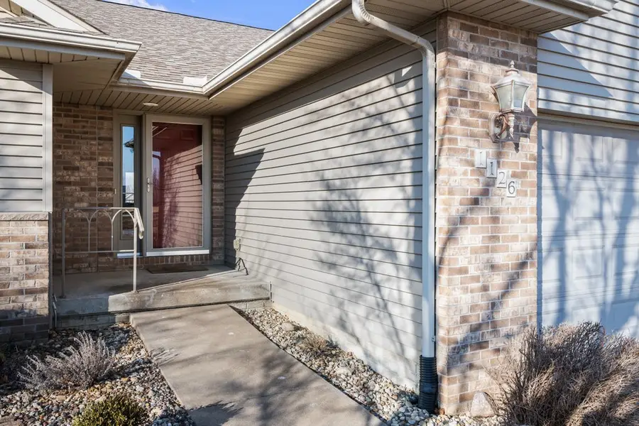 1126 W Le Claire Road, Eldridge, IA 52748 - #3