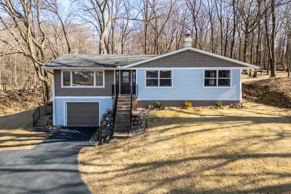 1102 S High Street, Port Byron, IL 61275