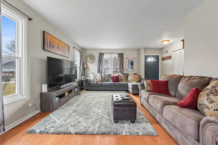 593 Covered Bridge Drive, Elgin, IL 60124 - #2