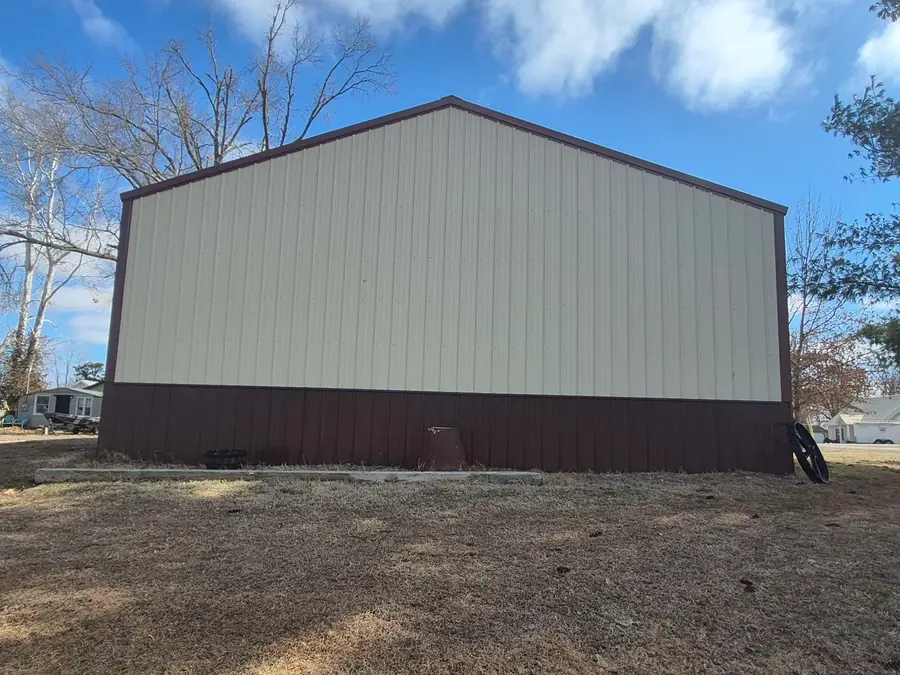 000 Briddick Street, Eldorado, IL 62930 - #3