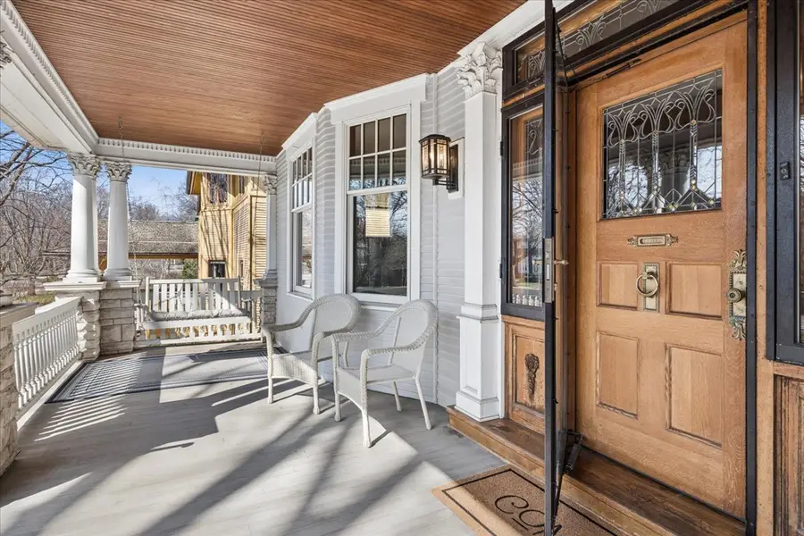 530 N East Avenue, Oak Park, IL 60302 - #2