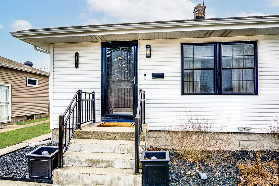 3527 Lake Street, Lansing, IL 60438 - #2