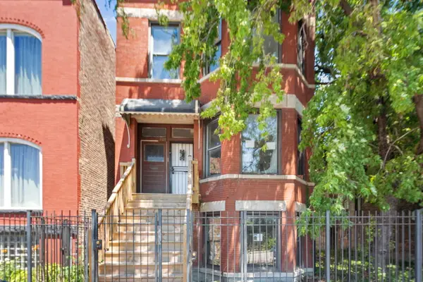 3322 W Congress Parkway, Chicago, IL 60624