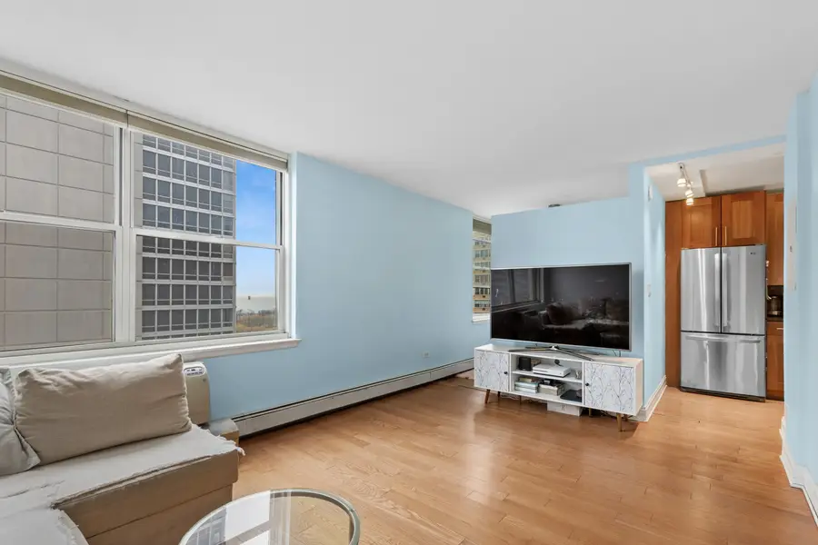 3033 N Sheridan Road #1502, Chicago, IL 60657 - #2