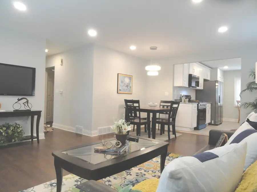 3136 Cuyler Avenue, Berwyn, IL 60402 - #3