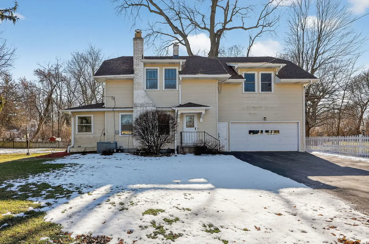 32W183 Glos Street, Wayne, IL 60184 - #1