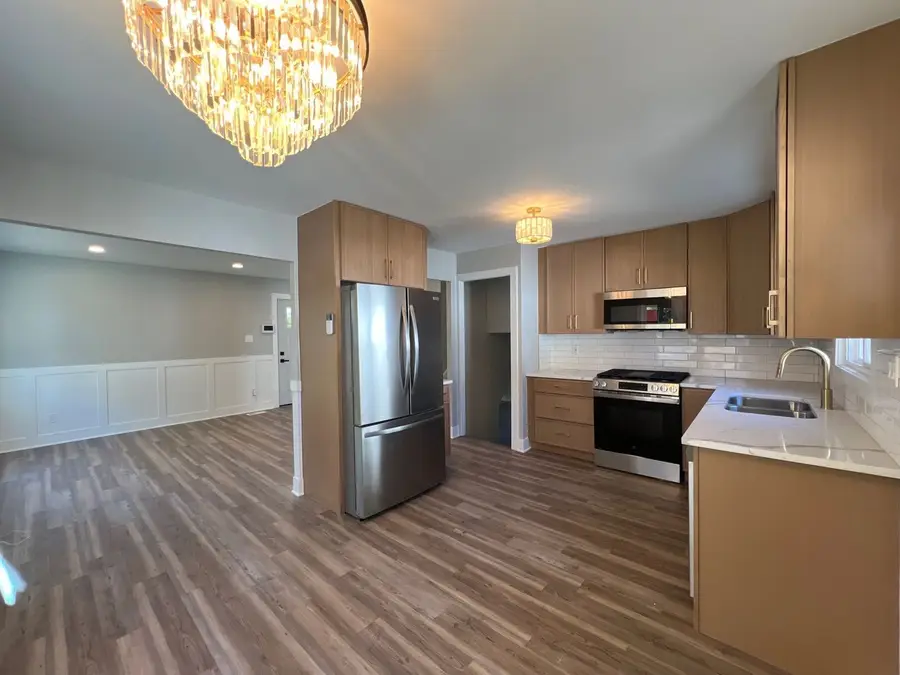 290 Merrill Avenue, Calumet City, IL 60409 - #3