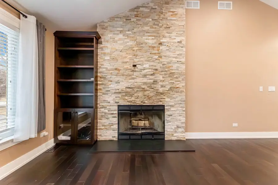 10615 S Plahm Court, Worth, IL 60482 - #3