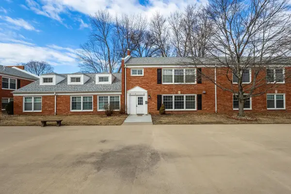 3215 E Locust Street #14, Davenport, IA 52803