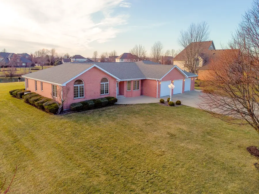 18816 S Chestnut Drive, Shorewood, IL 60404 - #3