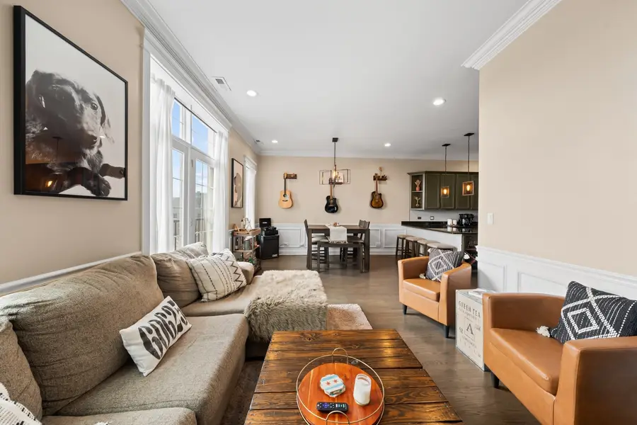 2248 W Foster Avenue #4, Chicago, IL 60625 - #3