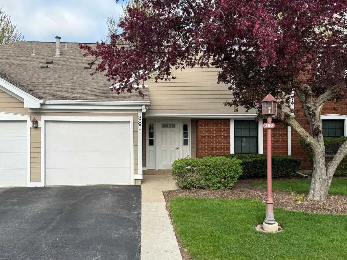 380 Heather Court #B2, Schaumburg, IL 60193 - #1