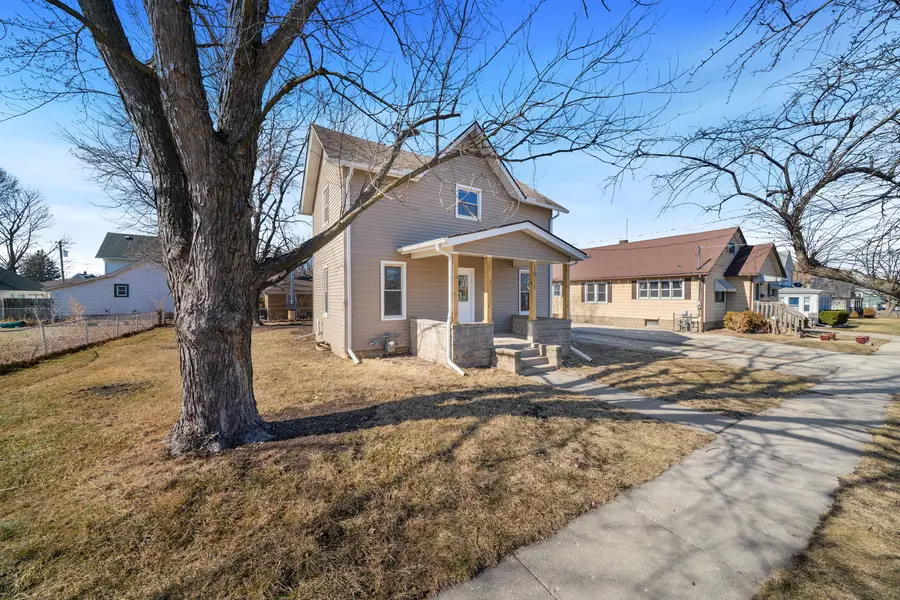 1011 Caswell Street, Belvidere, IL 61008 - #3