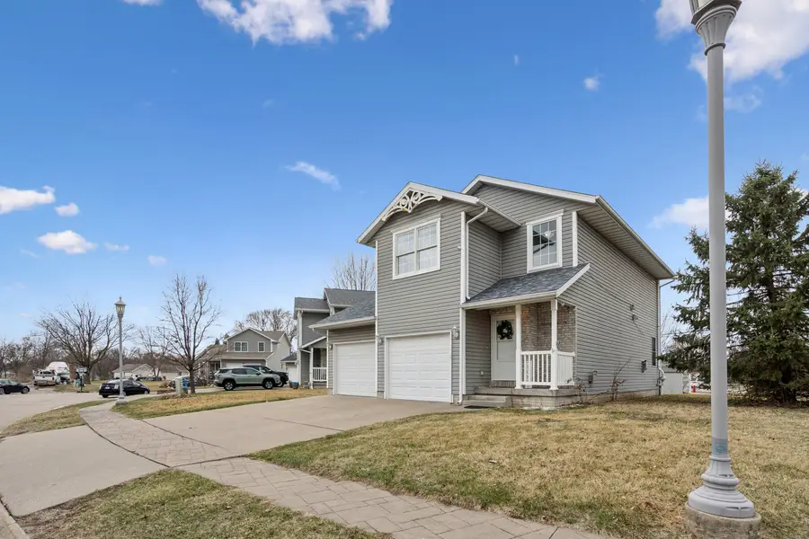 409 11th Ave A Court, Silvis, IL 61282 - #2