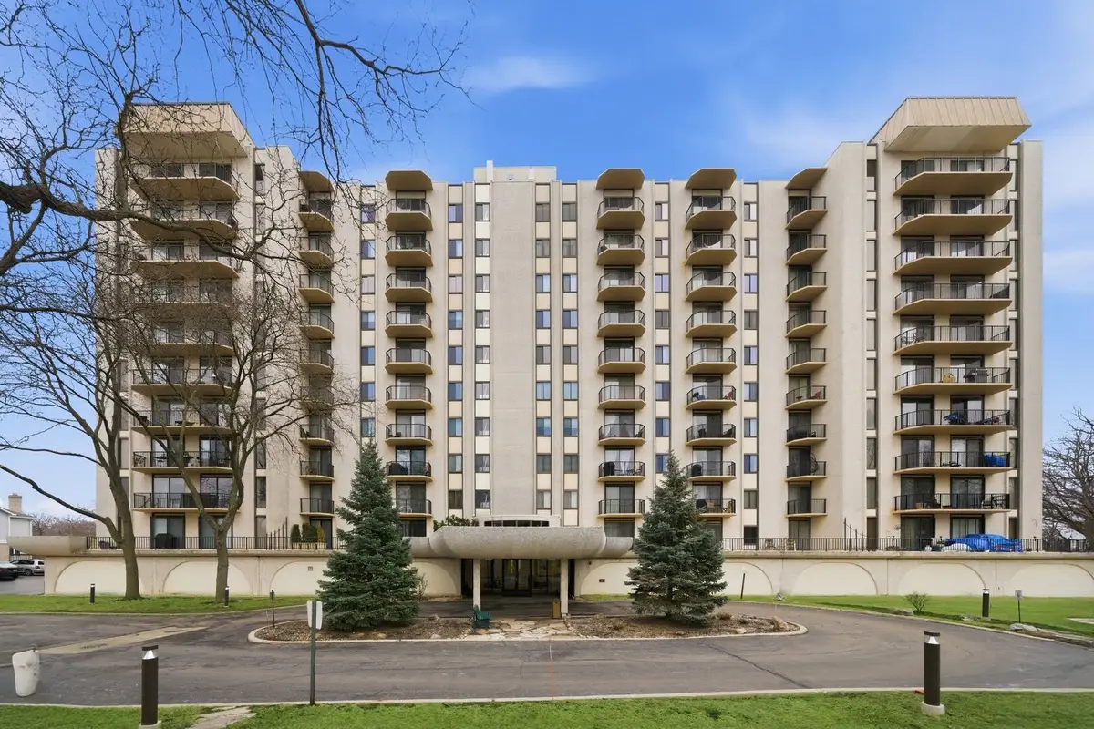 190 S Wood Dale Road #806, Wood Dale, IL 60191 - #1