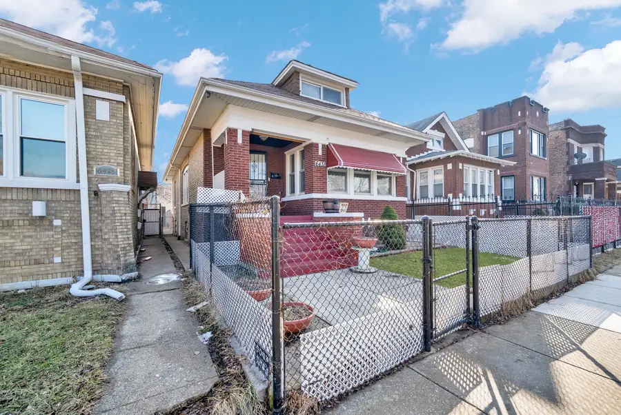 6431 S Maplewood Avenue, Chicago, IL 60629 - #3