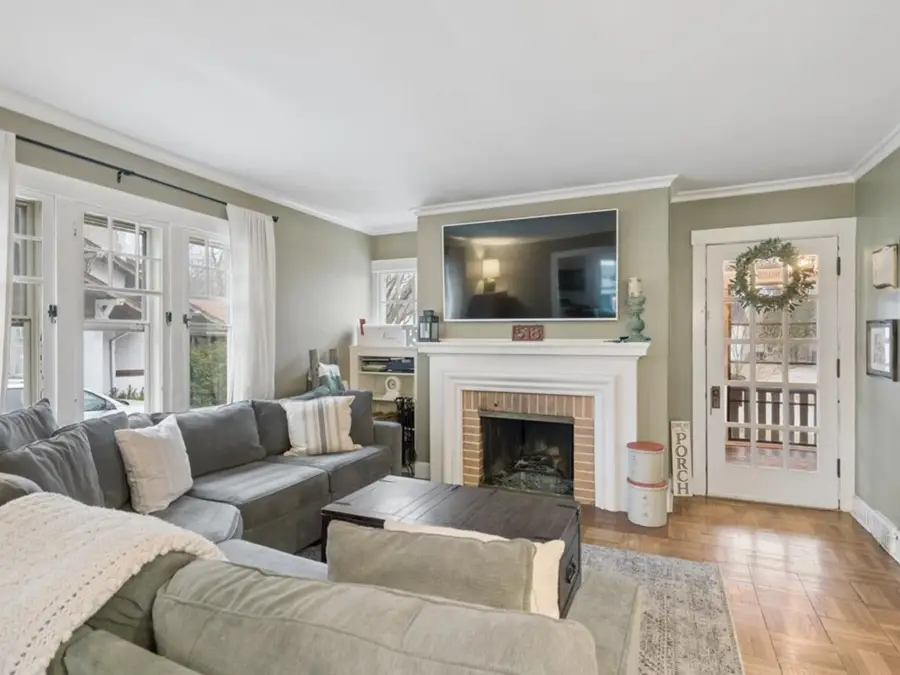 518 Vine Avenue, Park Ridge, IL 60068 - #3