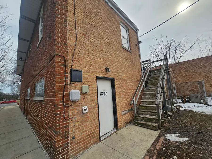 8260 Mccormick Boulevard, Skokie, IL 60076 - #3