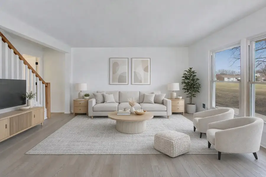 1834 Jamestown Circle, Hoffman Estates, IL 60169 - #2