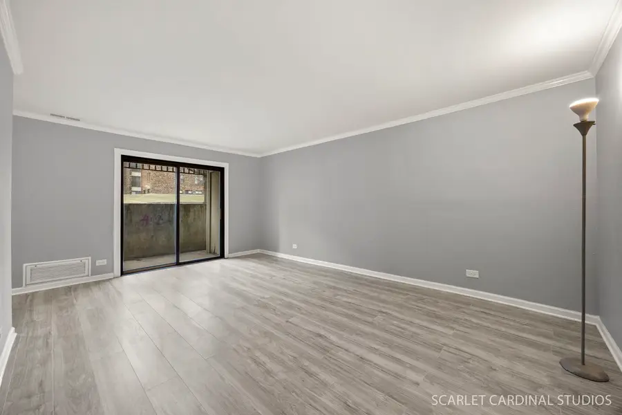 2208 Country Club Drive #6, Woodridge, IL 60517 - #3