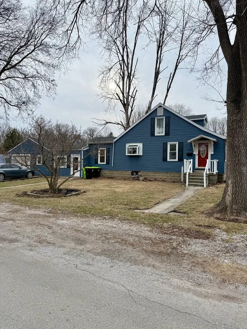 500 S Embarras Avenue, Tuscola, IL 61953 - #2