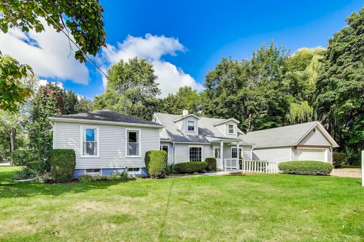 546 Thorndale Avenue, Park City, IL 60085 - #1