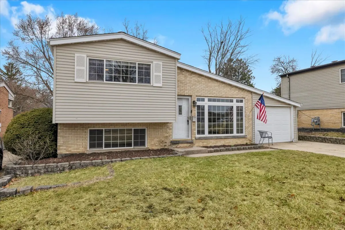 32 W Taylor Road, Lombard, IL 60148 - #1