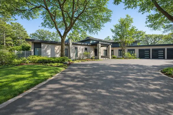 411 Woodland Court, Glenview, IL 60025