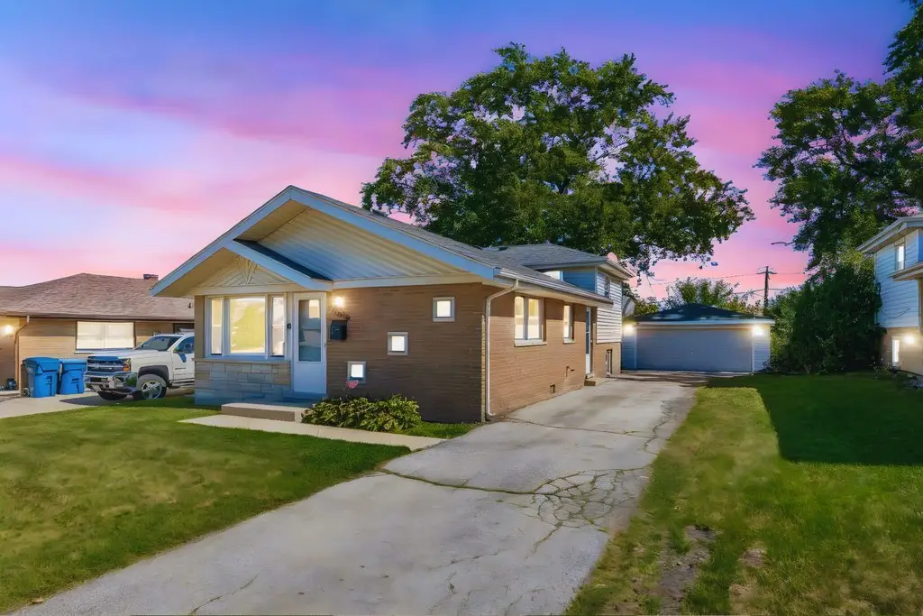 12549 S Tripp Avenue, Alsip, IL 60803 - #1