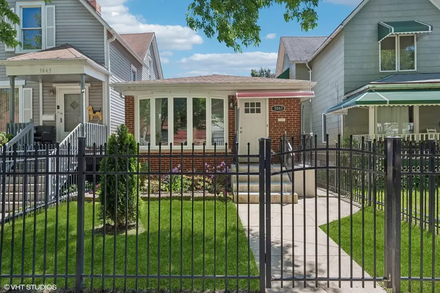 5061 N Kimberly Avenue, Chicago, IL 60630 - #2